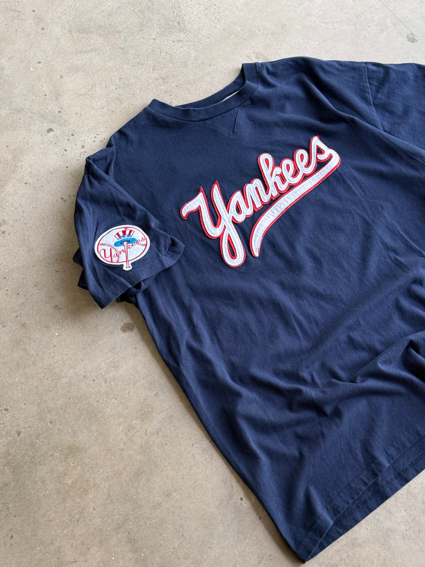 Vintage Nike Yankees Tee - L