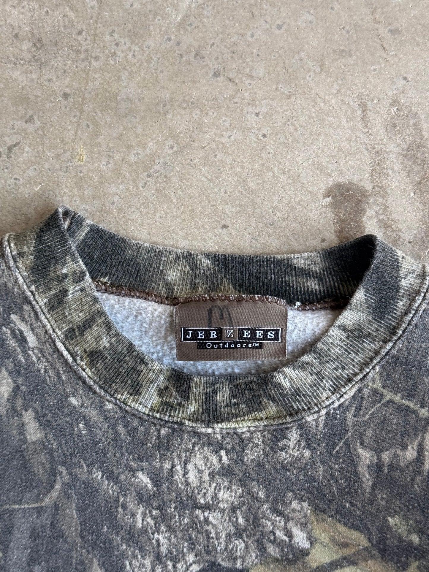 16 Vintage Faded Camo Crew - M