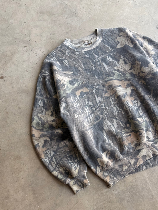 11 Vintage Faded Camo Crew - L