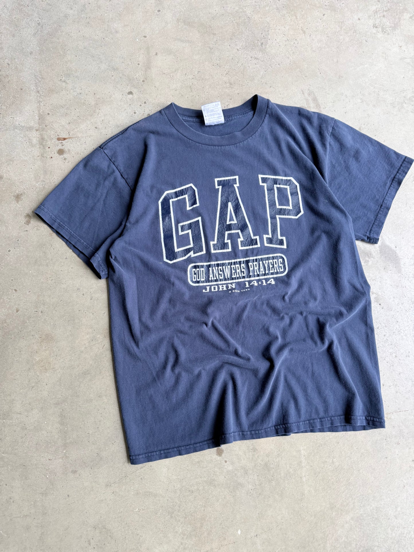 Vintage GAP Tee - L