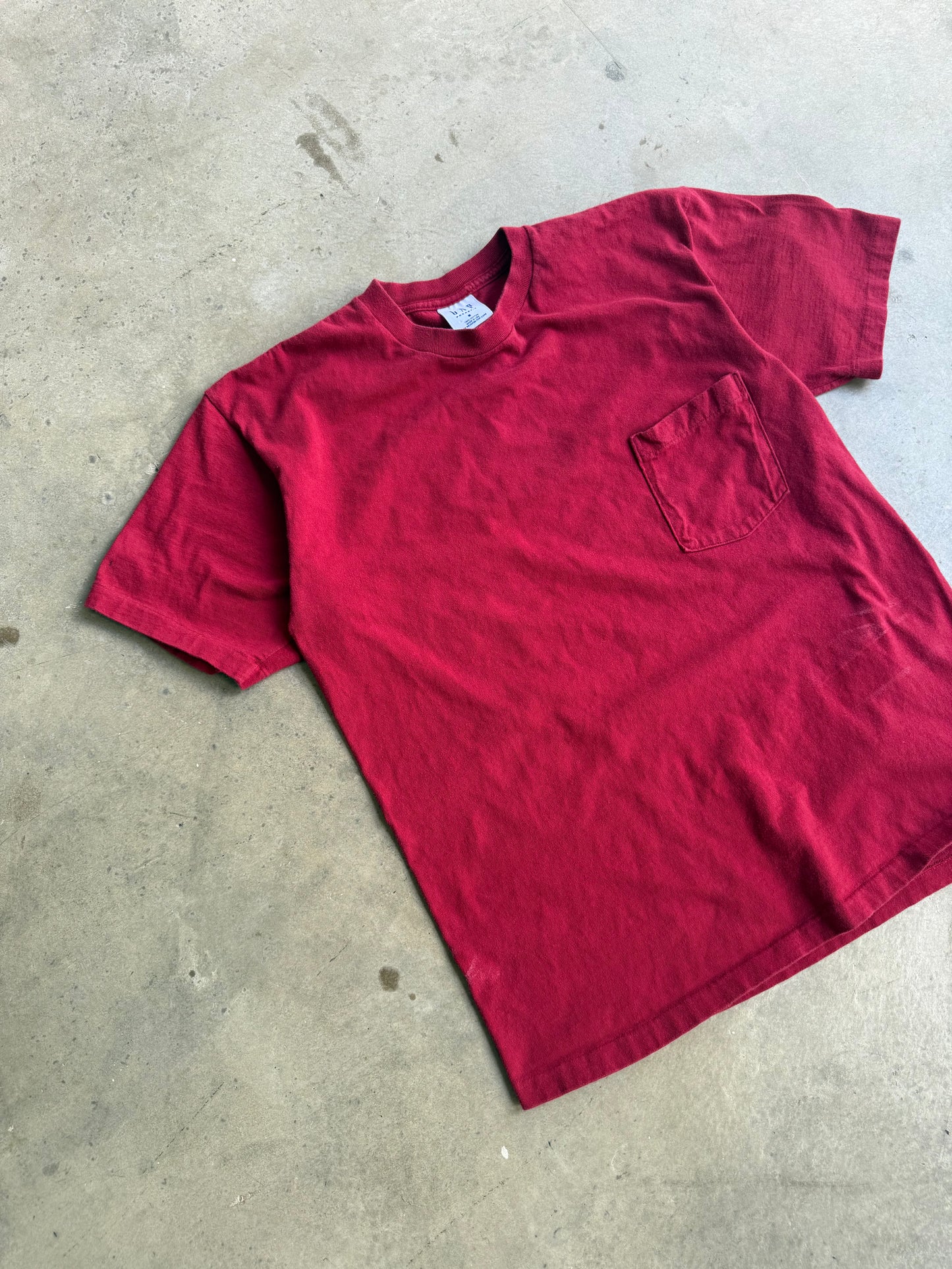 Vintage 90s Red Gap Pocket Tee - S