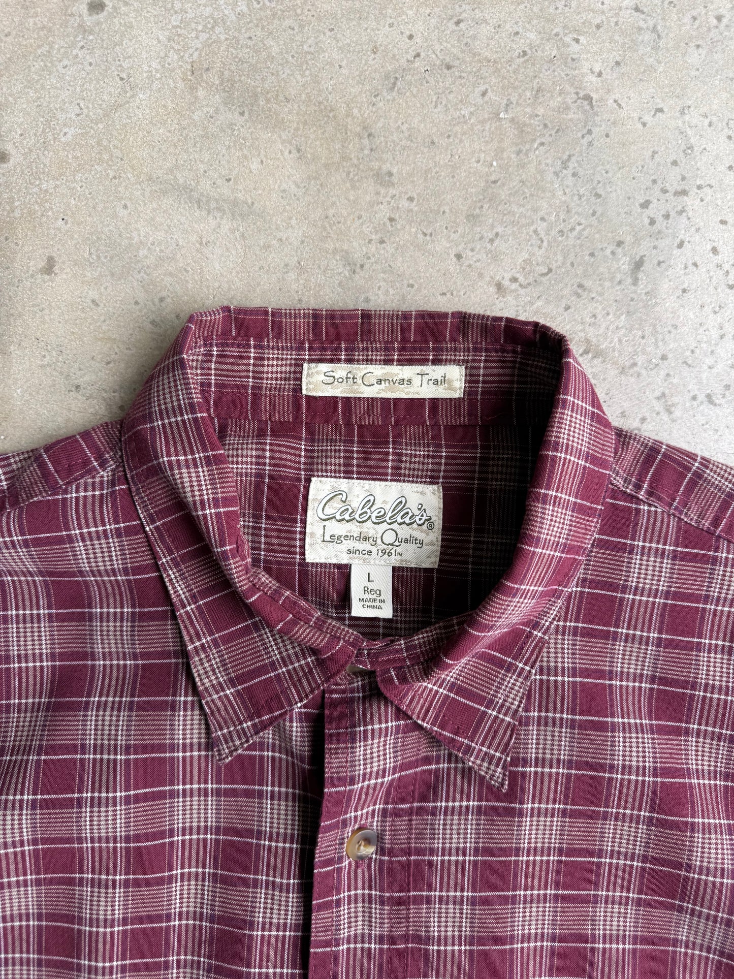 Vintage Red Cabelas Button Down Tee - L