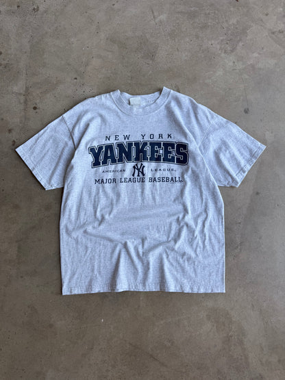 Vintage Yankees Heather Grey Spell Out Tee - XL