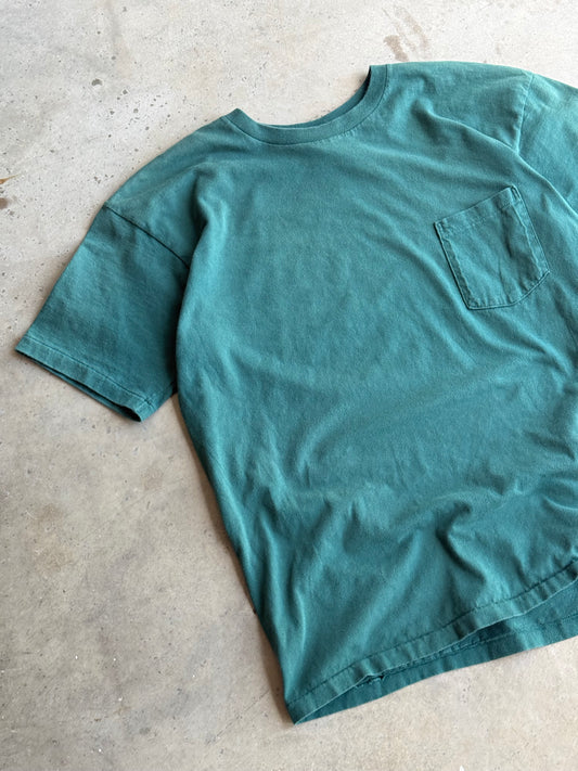 Vintage 90s Gap Pocket Tee - L