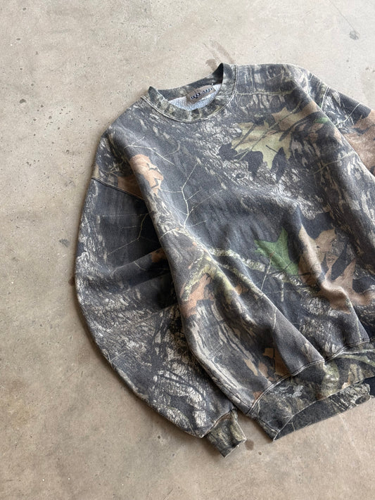 16 Vintage Faded Camo Crew - M