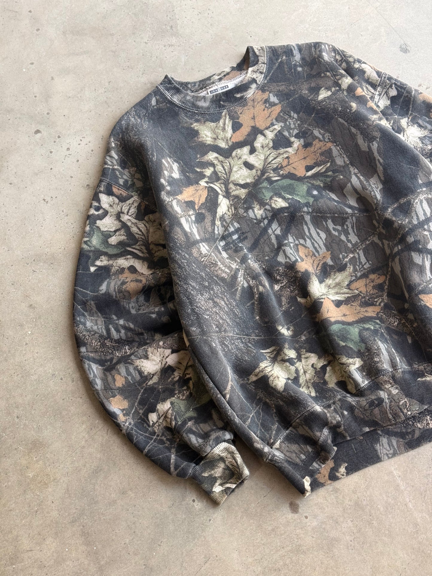 13 Vintage Camo Crew - L