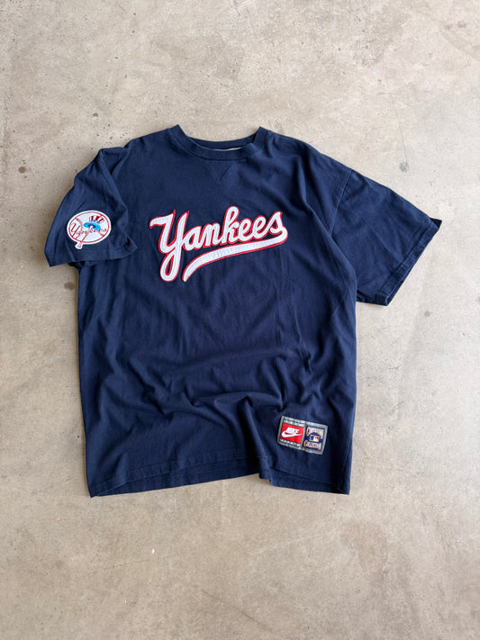 Vintage Nike Yankees Tee - L