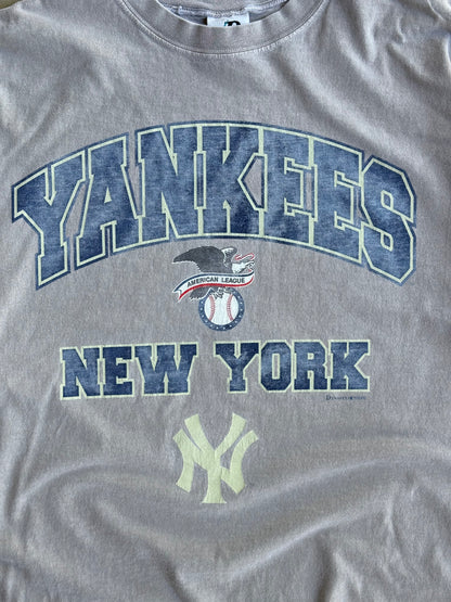 Vintage Cropped & Faded Yankees Tee - XL