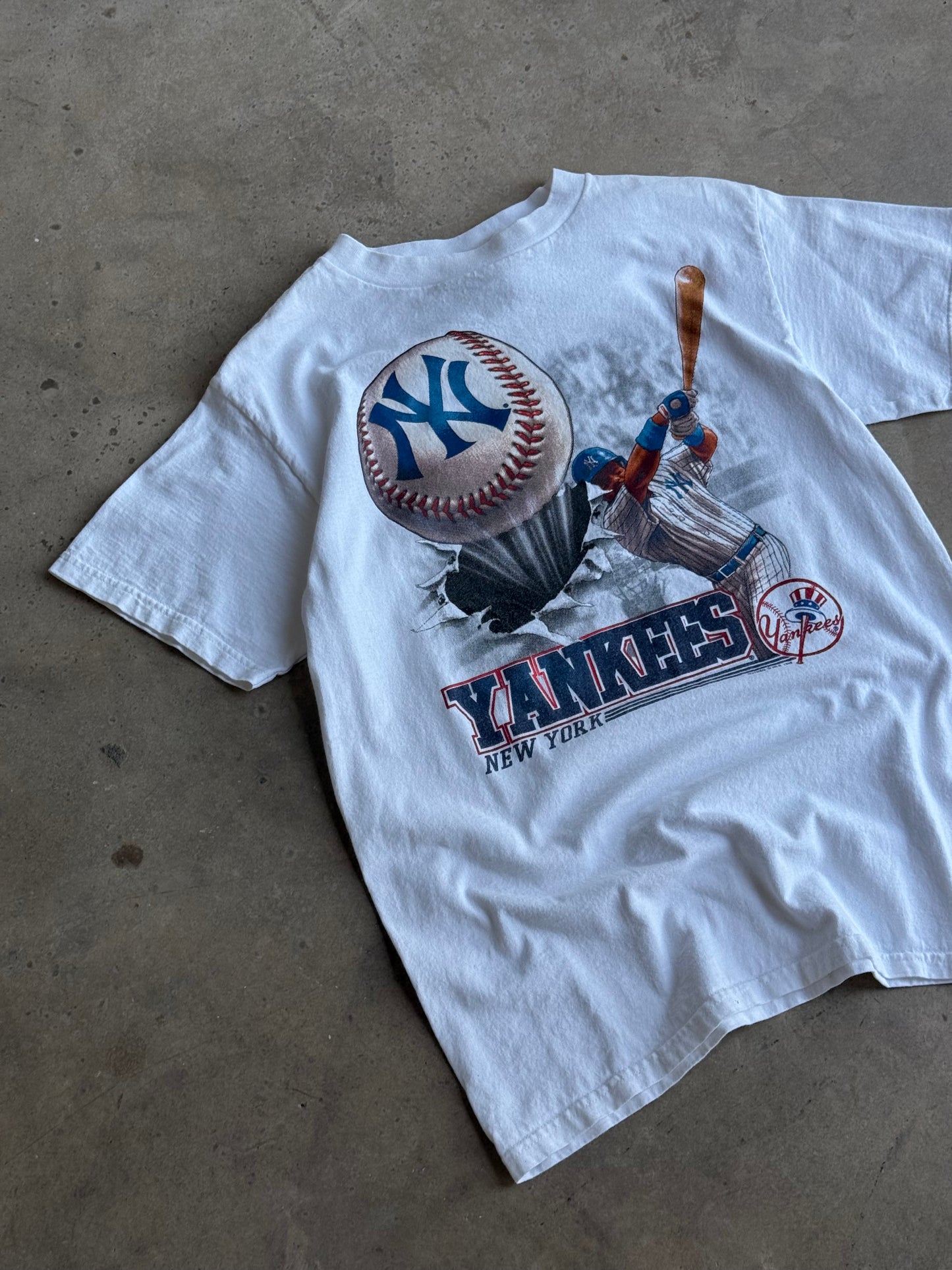 Vintage Yankees Break Through Tee - S