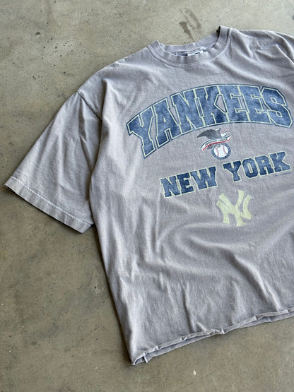 Vintage Cropped & Faded Yankees Tee - XL