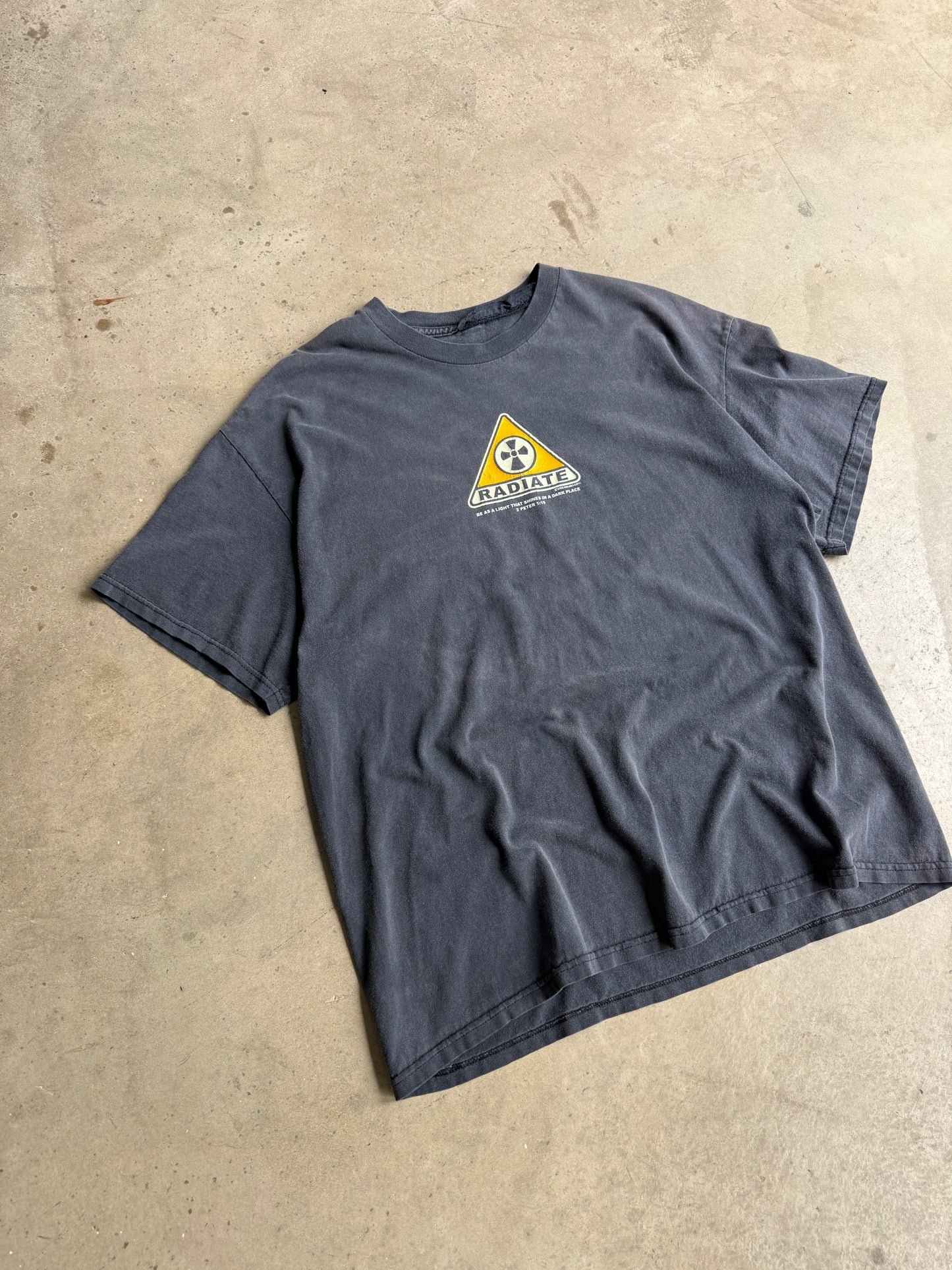 Vintage Radiate Graphic Tee - XL