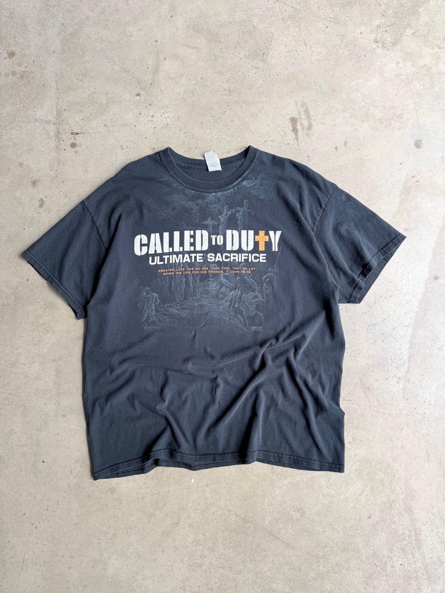 Vintage Distressed Called To Duty Ultimate Sacrifice Tee - XL
