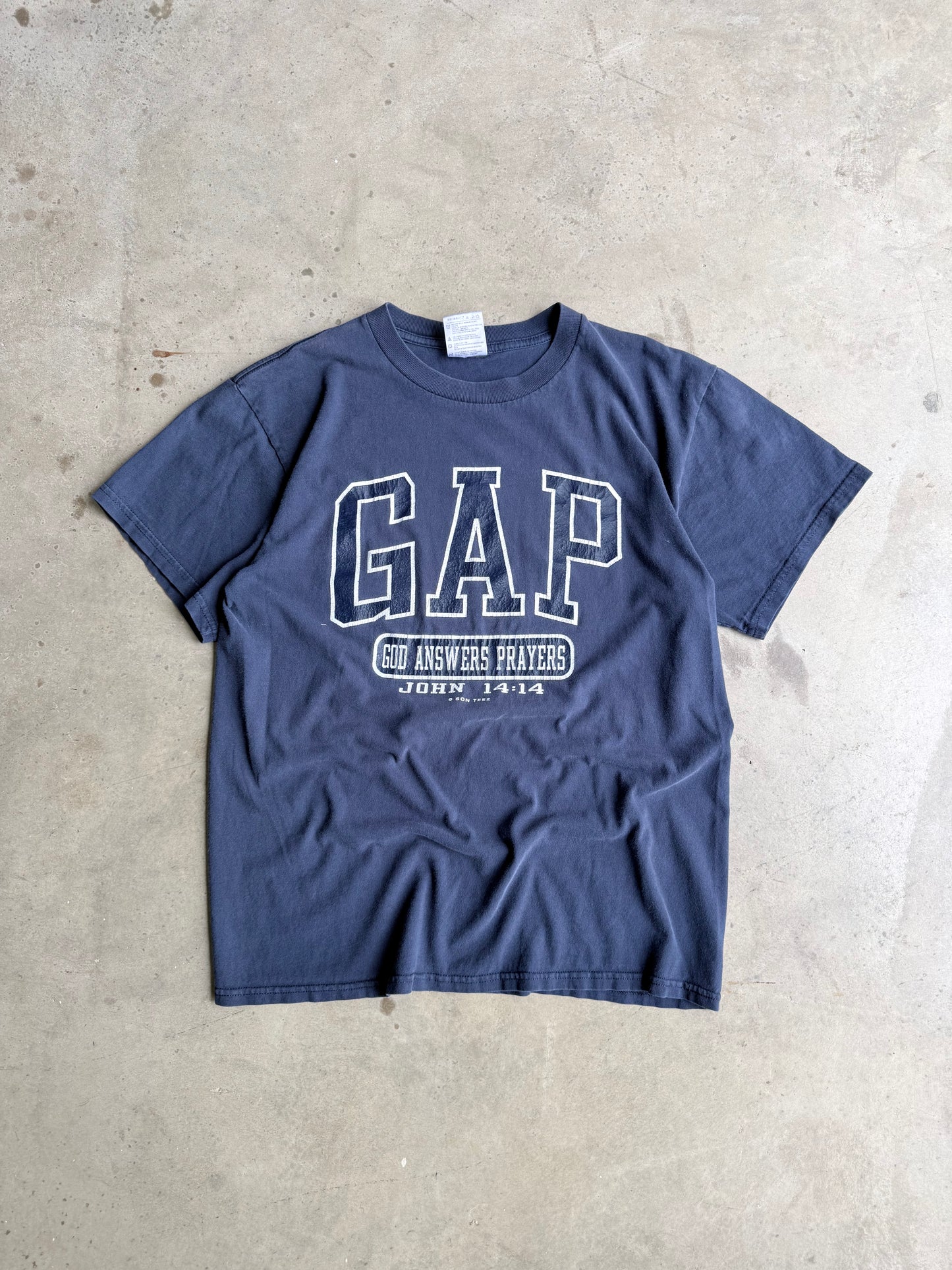 Vintage GAP Tee - L