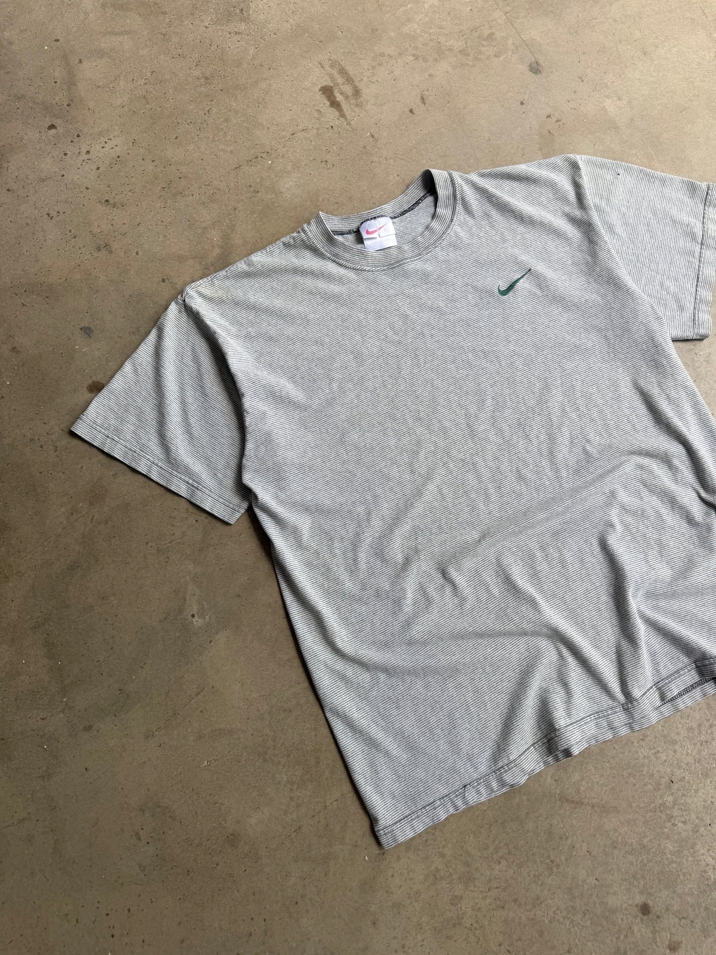 Vintage 90s Pinstripe Nike Tee - L