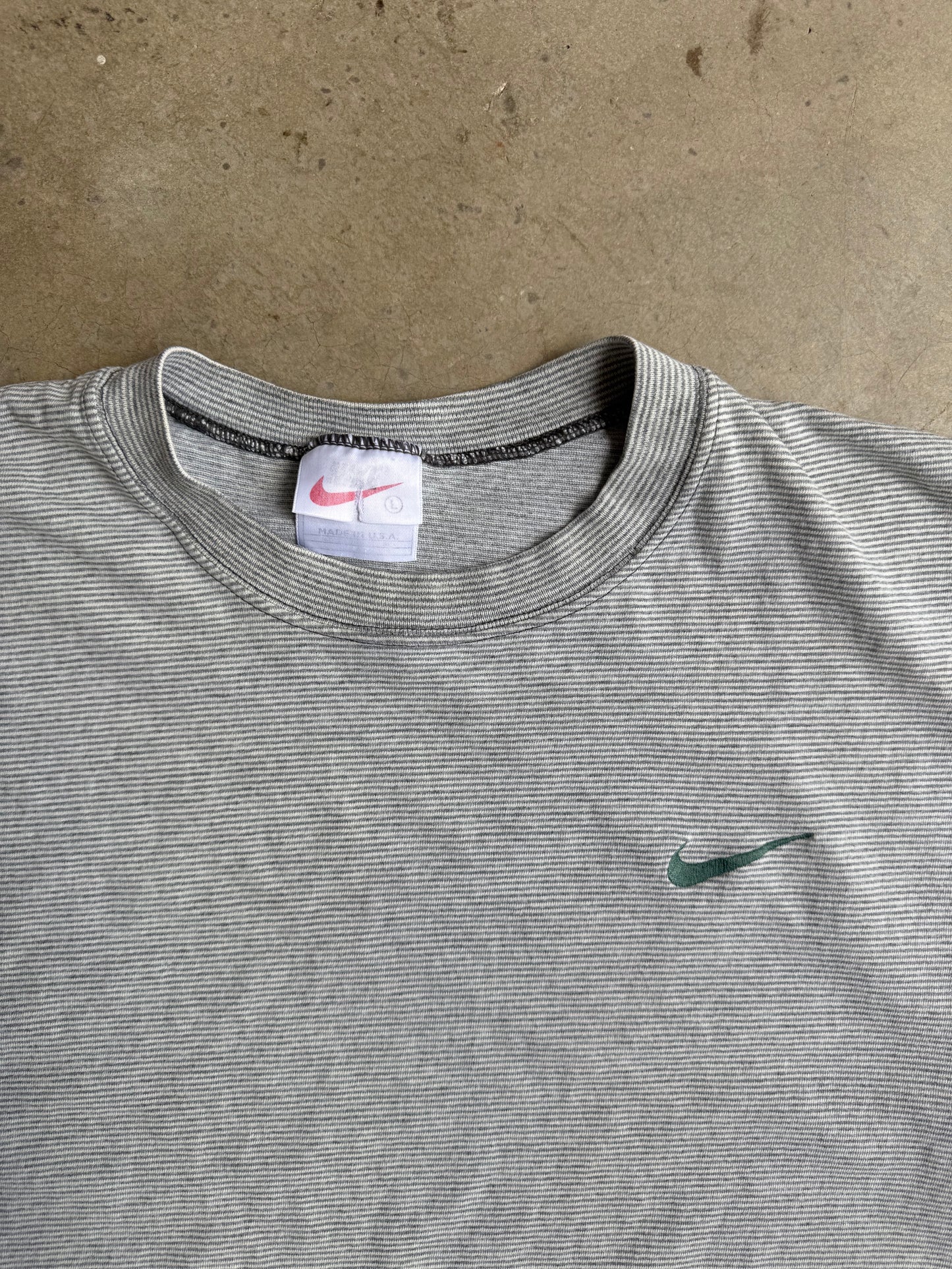 Vintage 90s Pinstripe Nike Tee - L