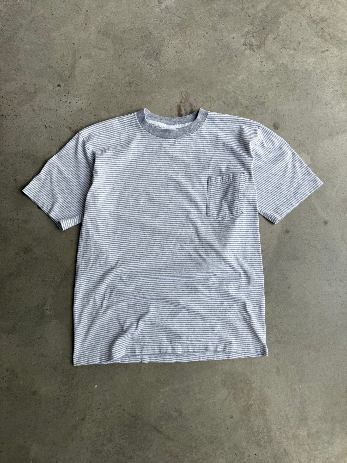 Vintage 90s Grey Pinstripe Tee - L
