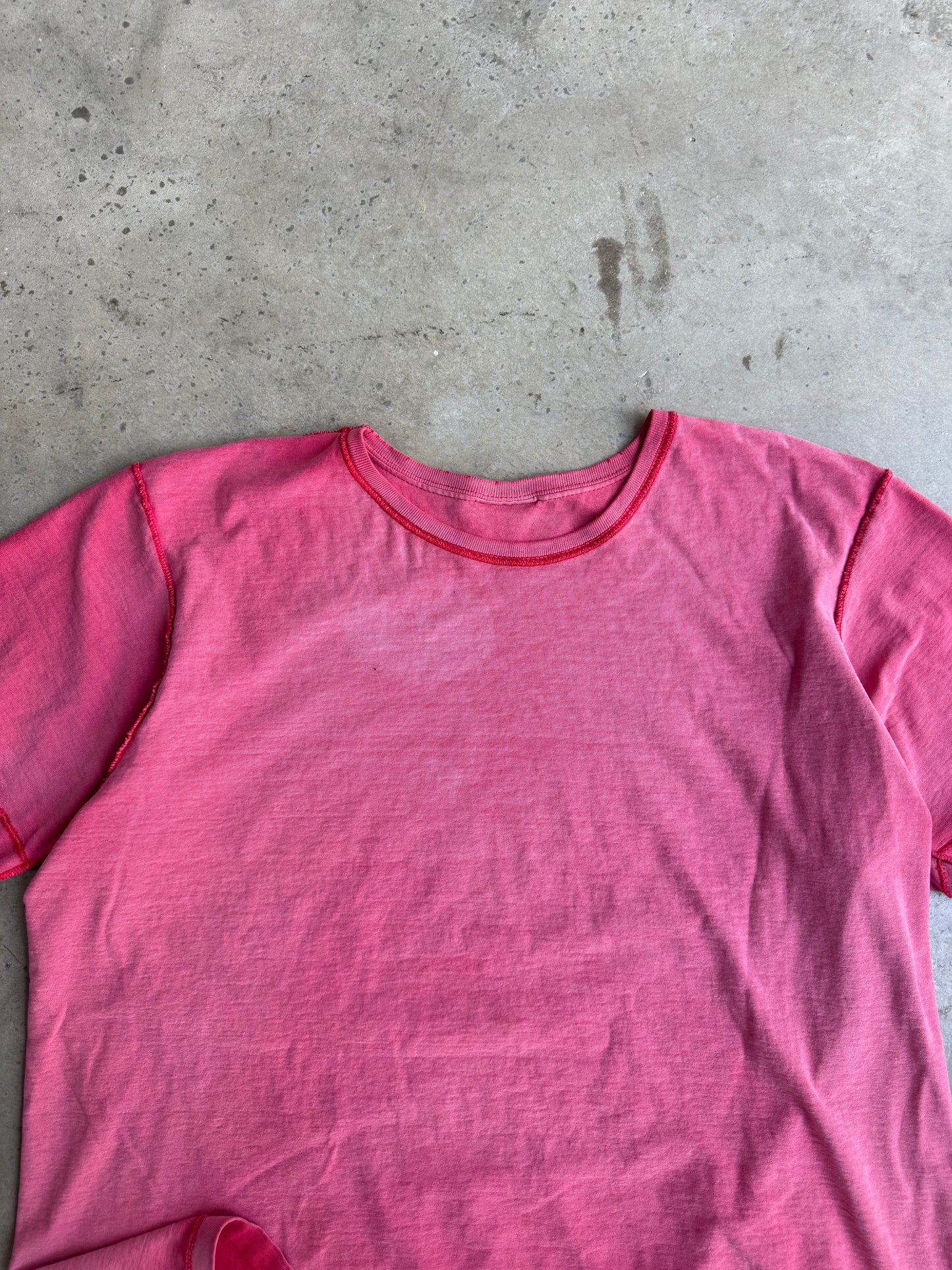 Vintage 90s Faded Red Blank Tee - L