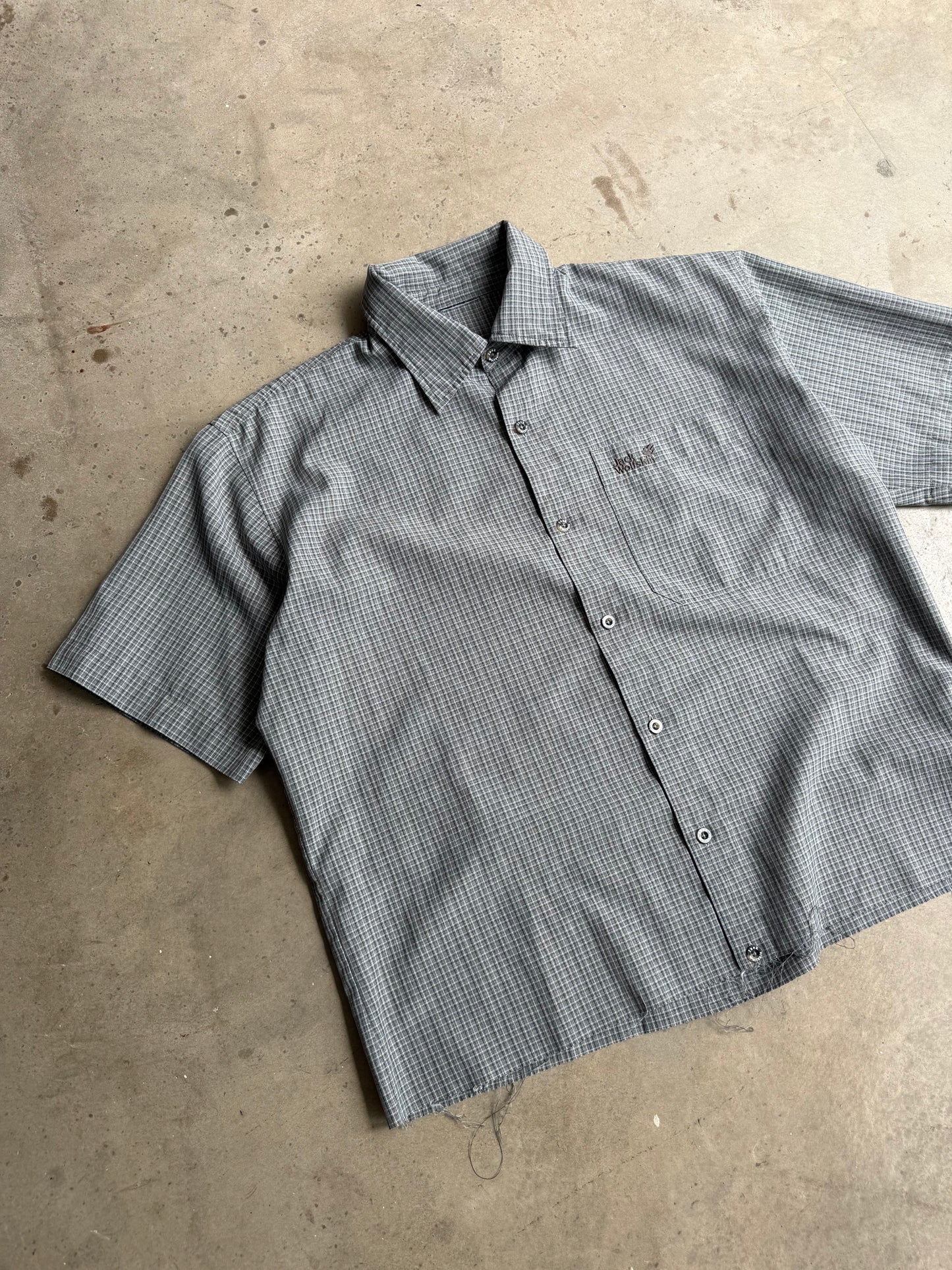 Vintage Grey Cropped Button Down Tee - XL