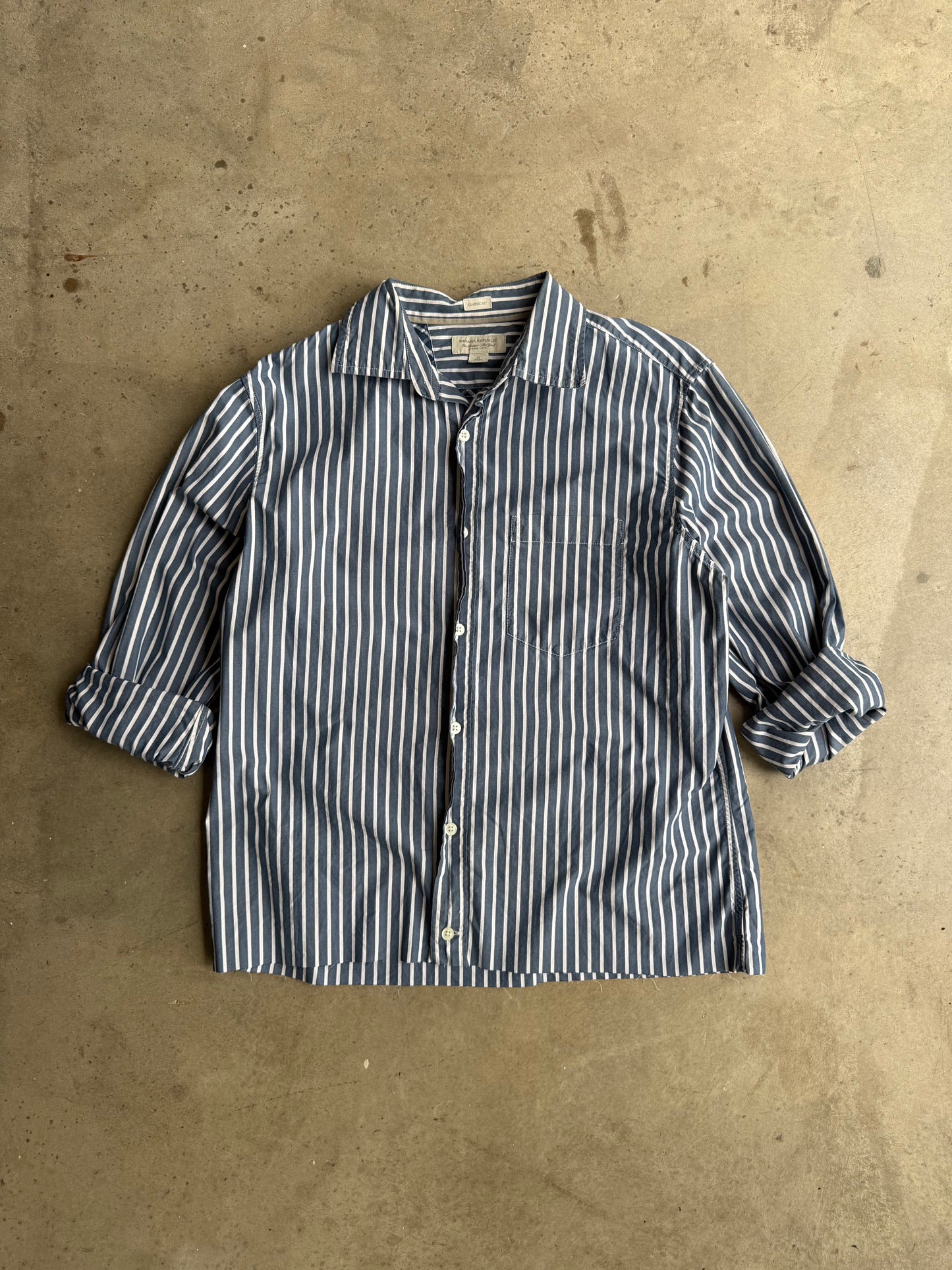 Vintage Cropped Banana Republic Pinstripe Button Down Tee - M
