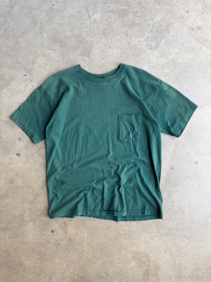 Vintage 90s Single stitch Gap Pocket Tee - L