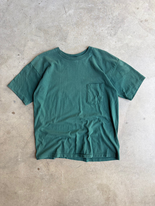 Vintage 90s Single stitch Gap Pocket Tee - L