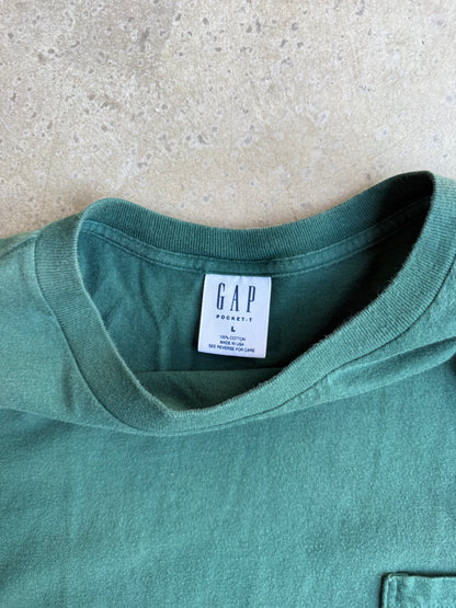 Vintage 90s Single stitch Gap Pocket Tee - L