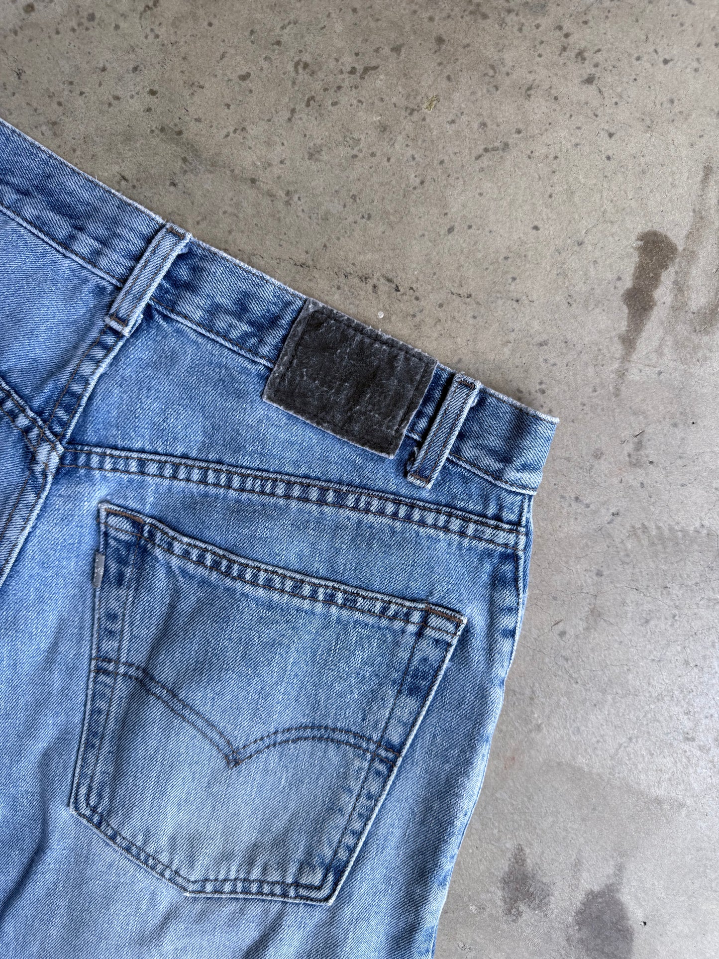 Vintage Washed Loose Silver Tab Levi Denim Shorts  - 32